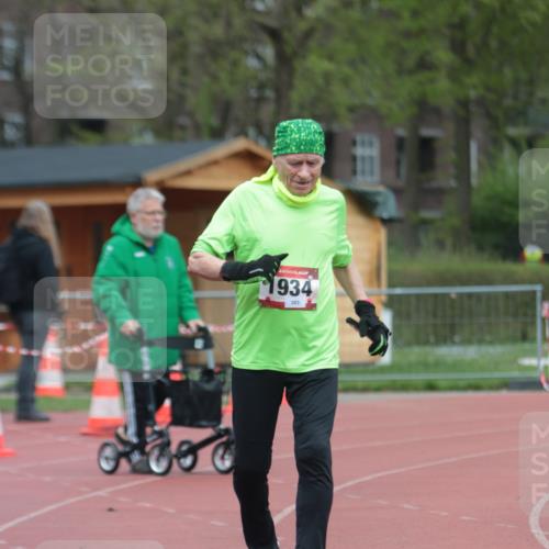 13.04.2025 - Hammer Lauf A. Gomolzig http://msf.ph/oto/7667756 13.04.2025 13:15:22 Ziel 1934 meine-sportfotos.de