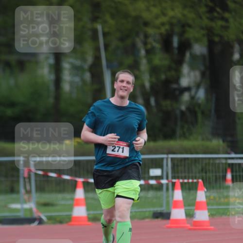 13.04.2025 - Hammer Lauf A. Gomolzig http://msf.ph/oto/7667789 13.04.2025 13:18:13 Ziel 271, 327 meine-sportfotos.de