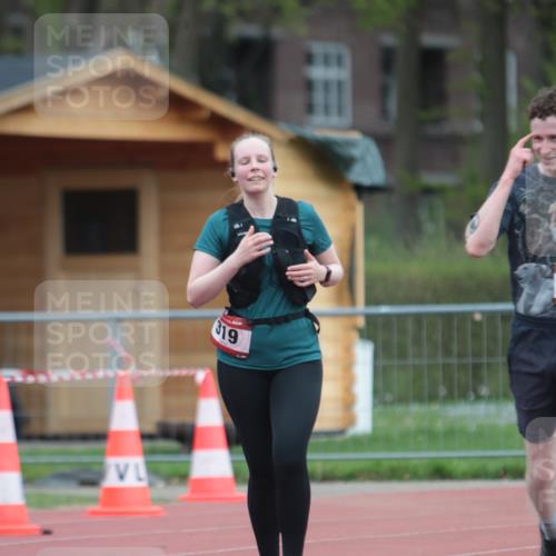 13.04.2025 - Hammer Lauf A. Gomolzig http://msf.ph/oto/7667797 13.04.2025 13:18:22 Ziel 7, 319, 433 meine-sportfotos.de