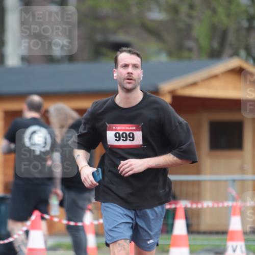 13.04.2025 - Hammer Lauf A. Gomolzig http://msf.ph/oto/7667808 13.04.2025 13:18:53 Ziel  meine-sportfotos.de