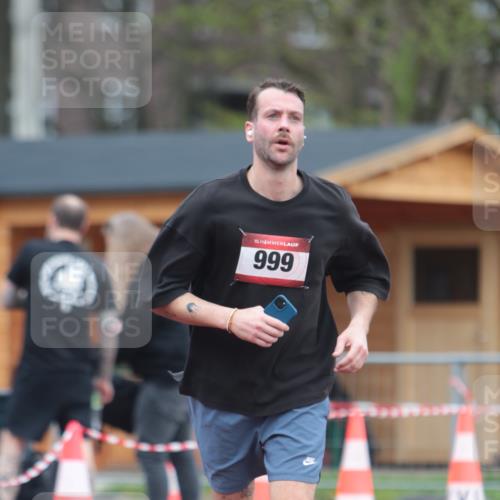 13.04.2025 - Hammer Lauf A. Gomolzig http://msf.ph/oto/7667809 13.04.2025 13:18:53 Ziel  meine-sportfotos.de
