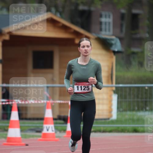 13.04.2025 - Hammer Lauf A. Gomolzig http://msf.ph/oto/7667813 13.04.2025 13:19:27 Ziel 484 meine-sportfotos.de