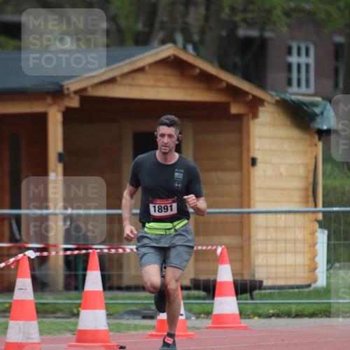 13.04.2025 - Hammer Lauf A. Gomolzig http://msf.ph/oto/7667820 13.04.2025 13:19:53 Ziel 1891 meine-sportfotos.de