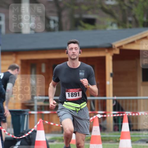 13.04.2025 - Hammer Lauf A. Gomolzig http://msf.ph/oto/7667822 13.04.2025 13:19:55 Ziel 1891 meine-sportfotos.de
