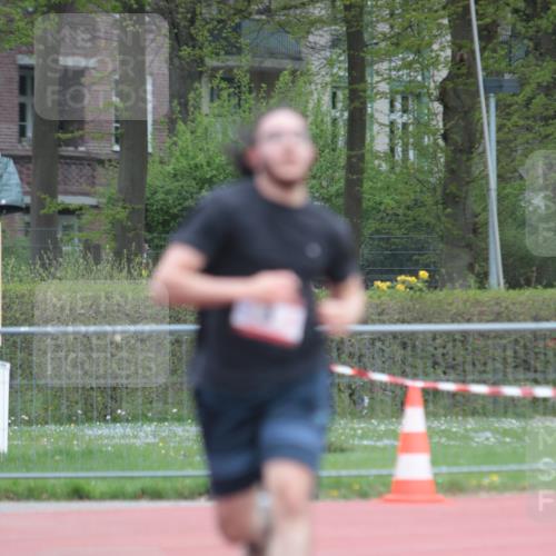 13.04.2025 - Hammer Lauf A. Gomolzig http://msf.ph/oto/7667836 13.04.2025 13:20:24 Ziel 3 meine-sportfotos.de