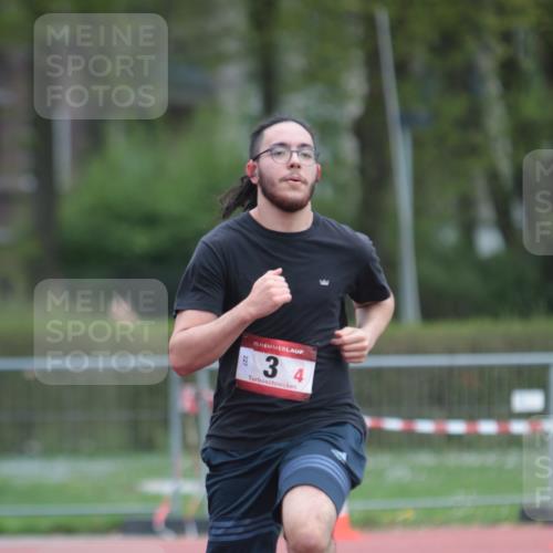 13.04.2025 - Hammer Lauf A. Gomolzig http://msf.ph/oto/7667837 13.04.2025 13:20:25 Ziel 3 meine-sportfotos.de