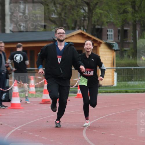 13.04.2025 - Hammer Lauf A. Gomolzig http://msf.ph/oto/7667865 13.04.2025 13:22:00 Ziel 817, 818 meine-sportfotos.de