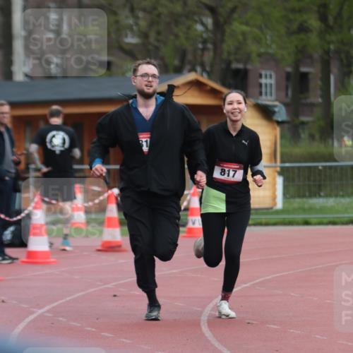 13.04.2025 - Hammer Lauf A. Gomolzig http://msf.ph/oto/7667866 13.04.2025 13:22:00 Ziel 817, 818 meine-sportfotos.de