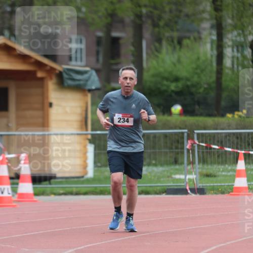 13.04.2025 - Hammer Lauf A. Gomolzig http://msf.ph/oto/7667869 13.04.2025 13:25:21 Ziel 234 meine-sportfotos.de