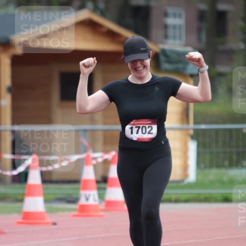 13.04.2025 - Hammer Lauf A. Gomolzig http://msf.ph/oto/7667878 13.04.2025 13:26:17 Ziel 1702 meine-sportfotos.de
