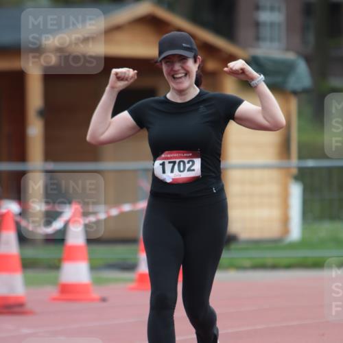 13.04.2025 - Hammer Lauf A. Gomolzig http://msf.ph/oto/7667879 13.04.2025 13:26:18 Ziel 1702 meine-sportfotos.de