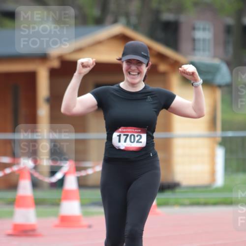 13.04.2025 - Hammer Lauf A. Gomolzig http://msf.ph/oto/7667880 13.04.2025 13:26:18 Ziel 1702 meine-sportfotos.de