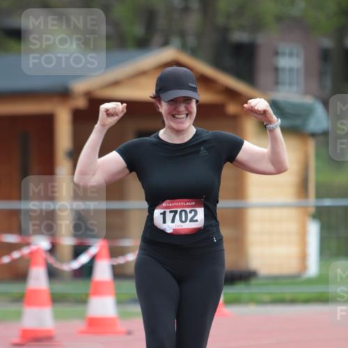 13.04.2025 - Hammer Lauf A. Gomolzig http://msf.ph/oto/7667881 13.04.2025 13:26:18 Ziel 1702 meine-sportfotos.de