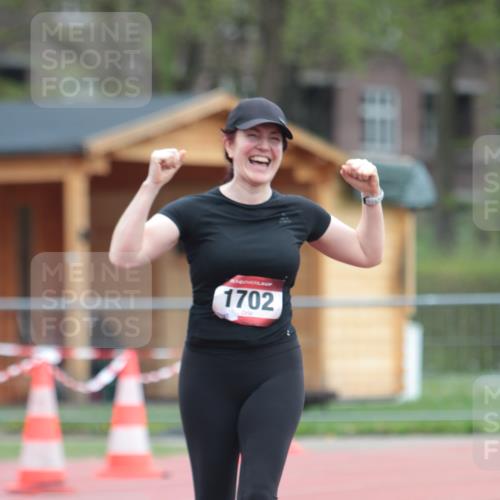 13.04.2025 - Hammer Lauf A. Gomolzig http://msf.ph/oto/7667882 13.04.2025 13:26:19 Ziel 1702 meine-sportfotos.de