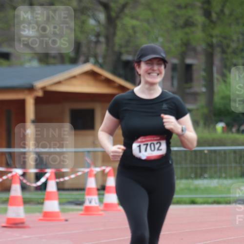 13.04.2025 - Hammer Lauf A. Gomolzig http://msf.ph/oto/7667885 13.04.2025 13:26:19 Ziel 1702 meine-sportfotos.de