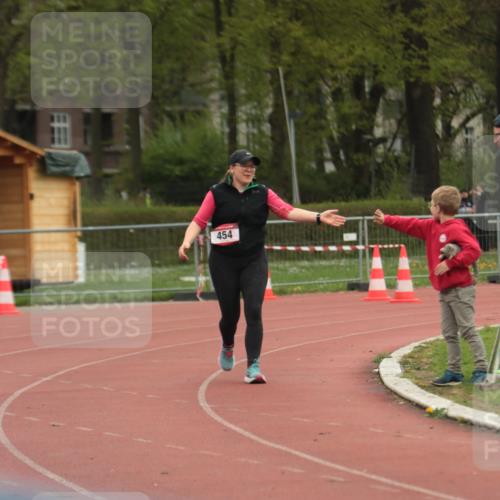 13.04.2025 - Hammer Lauf A. Gomolzig http://msf.ph/oto/7667899 13.04.2025 13:27:53 Ziel 454 meine-sportfotos.de