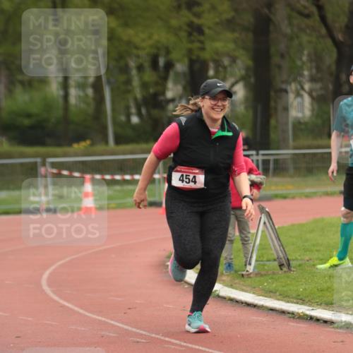 13.04.2025 - Hammer Lauf A. Gomolzig http://msf.ph/oto/7667905 13.04.2025 13:27:56 Ziel 454 meine-sportfotos.de