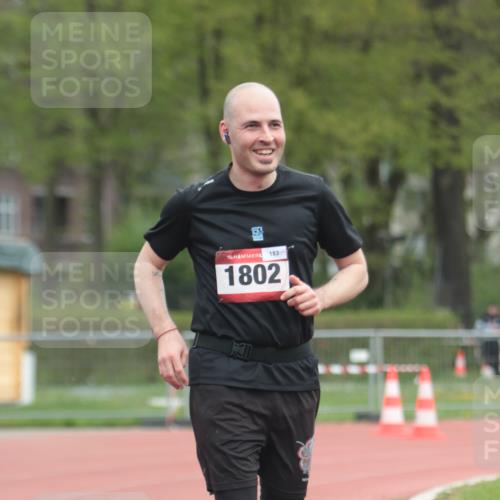 13.04.2025 - Hammer Lauf A. Gomolzig http://msf.ph/oto/7667916 13.04.2025 13:28:14 Ziel 1802 meine-sportfotos.de