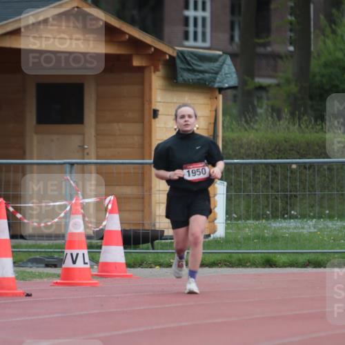 13.04.2025 - Hammer Lauf A. Gomolzig http://msf.ph/oto/7667925 13.04.2025 13:31:01 Ziel 1950 meine-sportfotos.de