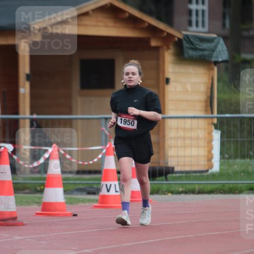 13.04.2025 - Hammer Lauf A. Gomolzig http://msf.ph/oto/7667929 13.04.2025 13:31:02 Ziel 1950 meine-sportfotos.de