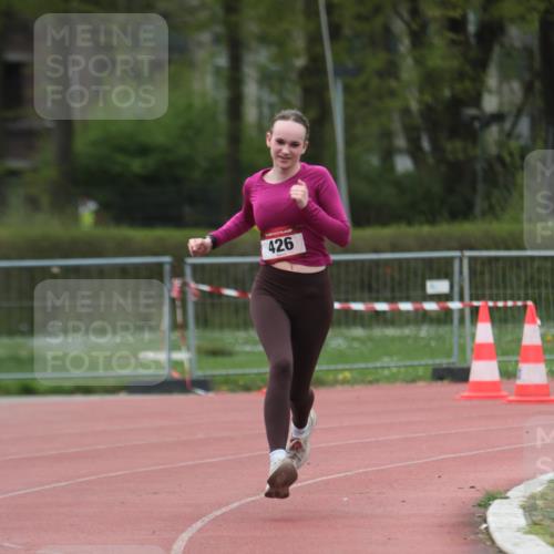 13.04.2025 - Hammer Lauf A. Gomolzig http://msf.ph/oto/7667950 13.04.2025 13:34:11 Ziel 426 meine-sportfotos.de