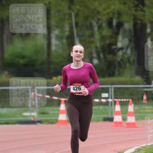 13.04.2025 - Hammer Lauf A. Gomolzig http://msf.ph/oto/7667952 13.04.2025 13:34:12 Ziel 426 meine-sportfotos.de