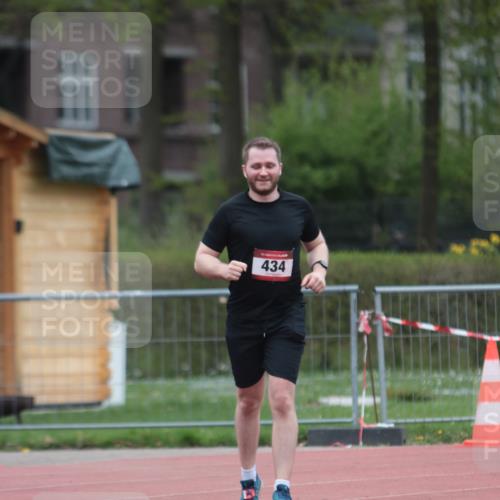 13.04.2025 - Hammer Lauf A. Gomolzig http://msf.ph/oto/7667963 13.04.2025 13:38:34 Ziel 434 meine-sportfotos.de