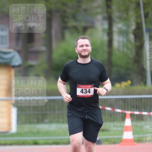 13.04.2025 - Hammer Lauf A. Gomolzig http://msf.ph/oto/7667970 13.04.2025 13:38:38 Ziel 434 meine-sportfotos.de