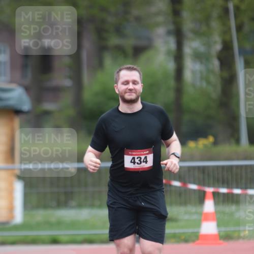 13.04.2025 - Hammer Lauf A. Gomolzig http://msf.ph/oto/7667971 13.04.2025 13:38:38 Ziel 434 meine-sportfotos.de