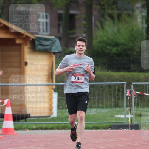 13.04.2025 - Hammer Lauf A. Gomolzig http://msf.ph/oto/7667999 13.04.2025 13:44:22 Ziel 705 meine-sportfotos.de