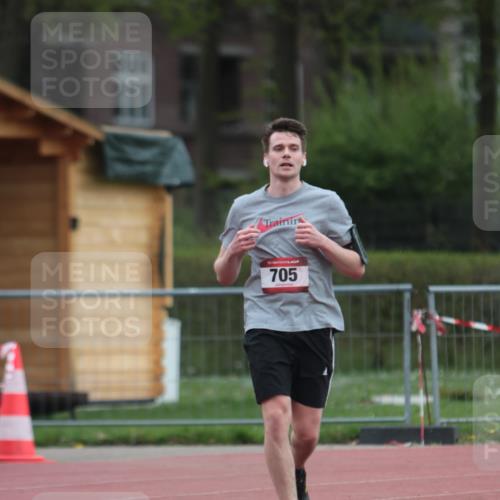 13.04.2025 - Hammer Lauf A. Gomolzig http://msf.ph/oto/7668002 13.04.2025 13:44:23 Ziel 705 meine-sportfotos.de