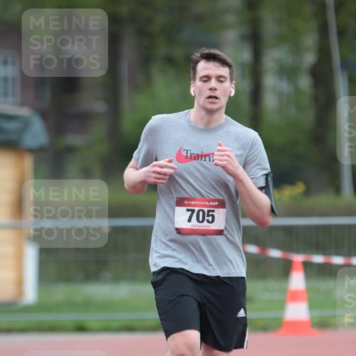 13.04.2025 - Hammer Lauf A. Gomolzig http://msf.ph/oto/7668008 13.04.2025 13:44:25 Ziel 705 meine-sportfotos.de