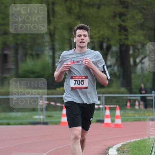 13.04.2025 - Hammer Lauf A. Gomolzig http://msf.ph/oto/7668012 13.04.2025 13:44:27 Ziel 705 meine-sportfotos.de