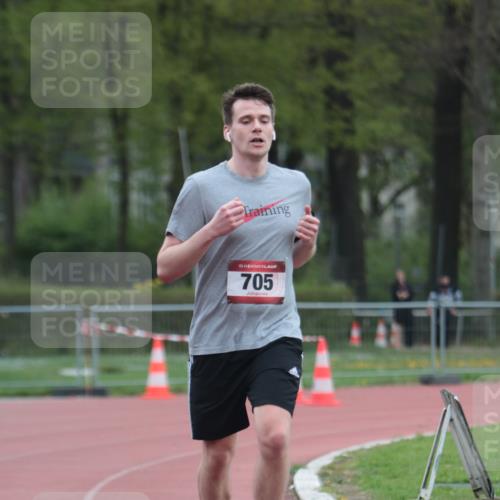 13.04.2025 - Hammer Lauf A. Gomolzig http://msf.ph/oto/7668013 13.04.2025 13:44:27 Ziel 705 meine-sportfotos.de