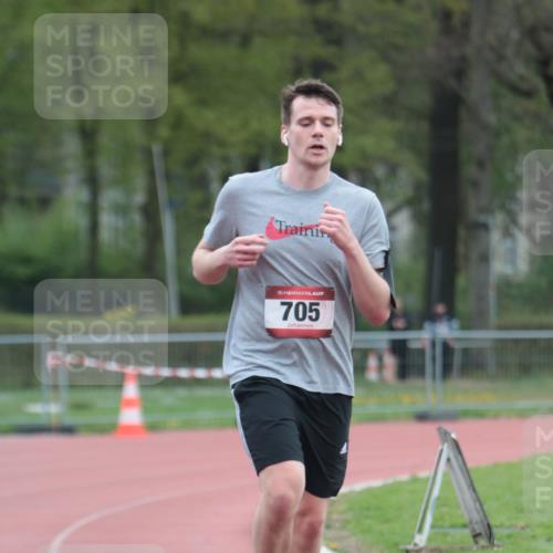 13.04.2025 - Hammer Lauf A. Gomolzig http://msf.ph/oto/7668014 13.04.2025 13:44:28 Ziel 705 meine-sportfotos.de