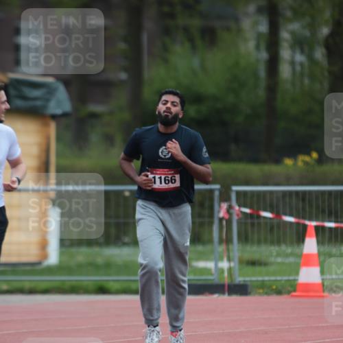 13.04.2025 - Hammer Lauf A. Gomolzig http://msf.ph/oto/7668024 13.04.2025 13:44:36 Ziel 1166, 1167 meine-sportfotos.de