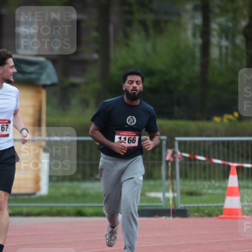 13.04.2025 - Hammer Lauf A. Gomolzig http://msf.ph/oto/7668026 13.04.2025 13:44:36 Ziel 1166, 1167 meine-sportfotos.de