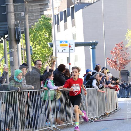 25.04.2025 - Das Zehntel Yannick Fuchs http://msf.ph/oto/7668104 26.04.2025 08:47:32 Ziel 1490, 3953 meine-sportfotos.de