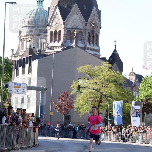 25.04.2025 - Das Zehntel Yannick Fuchs http://msf.ph/oto/7668150 26.04.2025 08:48:01 Ziel 2715, 3469 meine-sportfotos.de