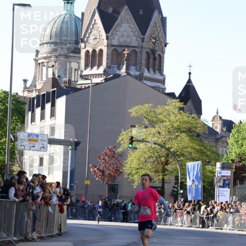 25.04.2025 - Das Zehntel Yannick Fuchs http://msf.ph/oto/7668151 26.04.2025 08:48:02 Ziel 2379, 2715, 3469 meine-sportfotos.de