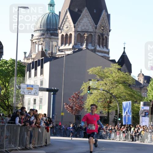 25.04.2025 - Das Zehntel Yannick Fuchs http://msf.ph/oto/7668152 26.04.2025 08:48:02 Ziel 2379, 2715, 3469 meine-sportfotos.de