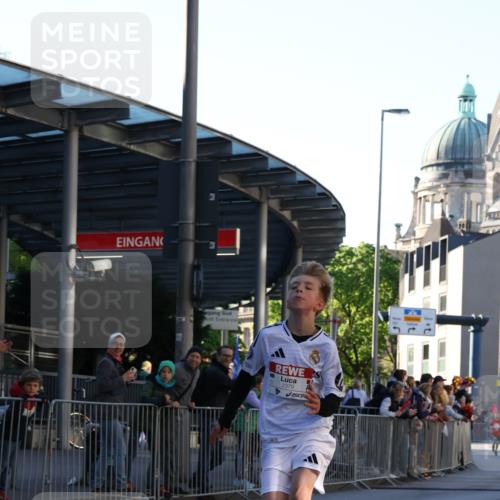 25.04.2025 - Das Zehntel Yannick Fuchs http://msf.ph/oto/7668187 26.04.2025 08:48:13 Ziel 1926, 2379, 2715, 3823 meine-sportfotos.de