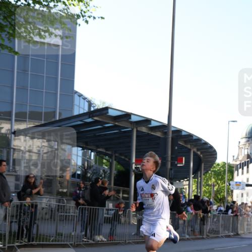 25.04.2025 - Das Zehntel Yannick Fuchs http://msf.ph/oto/7668189 26.04.2025 08:48:14 Ziel 1926, 2379, 2715, 3823 meine-sportfotos.de