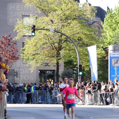 25.04.2025 - Das Zehntel Yannick Fuchs http://msf.ph/oto/7668256 26.04.2025 08:48:40 Ziel 1754, 1929, 3506 meine-sportfotos.de