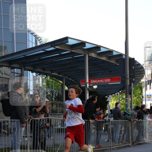 25.04.2025 - Das Zehntel Yannick Fuchs http://msf.ph/oto/7668277 26.04.2025 08:48:46 Ziel 1754, 3506 meine-sportfotos.de