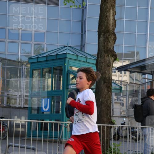 25.04.2025 - Das Zehntel Yannick Fuchs http://msf.ph/oto/7668281 26.04.2025 08:48:47 Ziel 1754, 3506, 3785 meine-sportfotos.de