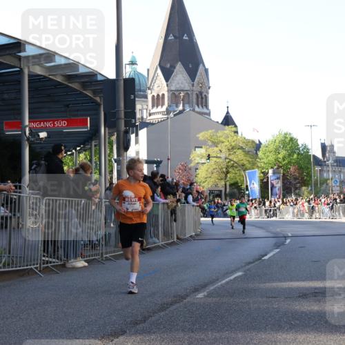 25.04.2025 - Das Zehntel Yannick Fuchs http://msf.ph/oto/7668295 26.04.2025 08:48:59 Ziel 1452, 2018, 3606, 3613, 3785 meine-sportfotos.de