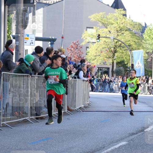 25.04.2025 - Das Zehntel Yannick Fuchs http://msf.ph/oto/7668302 26.04.2025 08:49:02 Ziel 1452, 2018, 2513, 3488, 3606, 3613, 3785 meine-sportfotos.de
