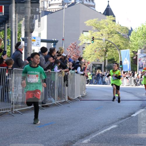 25.04.2025 - Das Zehntel Yannick Fuchs http://msf.ph/oto/7668305 26.04.2025 08:49:03 Ziel 1452, 2018, 2513, 2696, 3488, 3606, 3613, 3785 meine-sportfotos.de