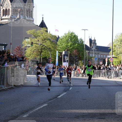 25.04.2025 - Das Zehntel Yannick Fuchs http://msf.ph/oto/7668338 26.04.2025 08:49:12 Ziel 1116, 1537, 1945, 2018, 2021, 2377, 2513, 2696, 3488 meine-sportfotos.de
